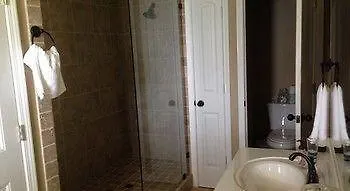 Chesnut Bay Resort Vacation Rentals-3